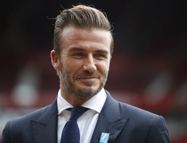 Ο Ντέιβιντ Μπέκαμ κατασκευάζει πύργους lego για την 6χρονη κόρη του (φωτό)